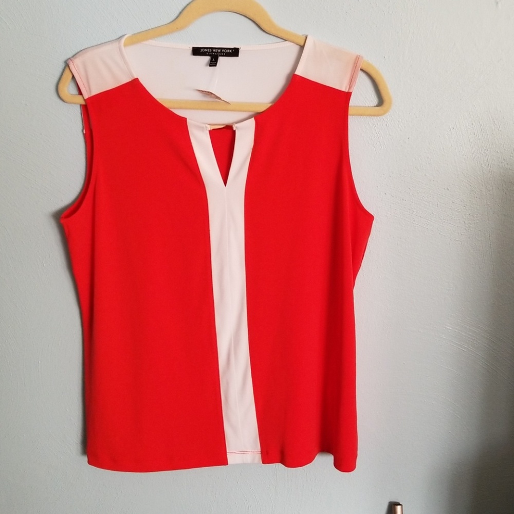 Sleeveless top